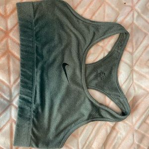 Nike Pro Sports Bra
